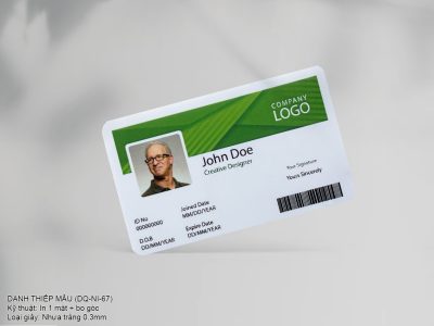 Card - thẻ nhân viên nhựa trắng in uv QNI-67